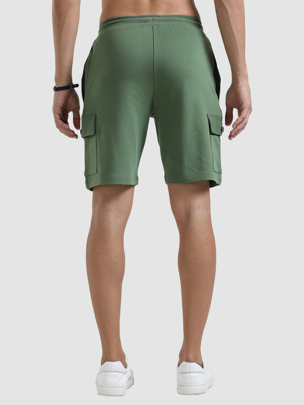 Vineyard Green Organic Cotton Mens Shorts With Cargo Pockets