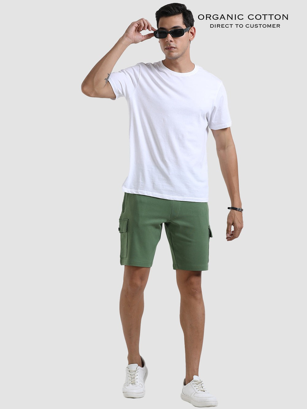 Vineyard-Green Organic Cotton Mens Shorts With Cargo Pockets