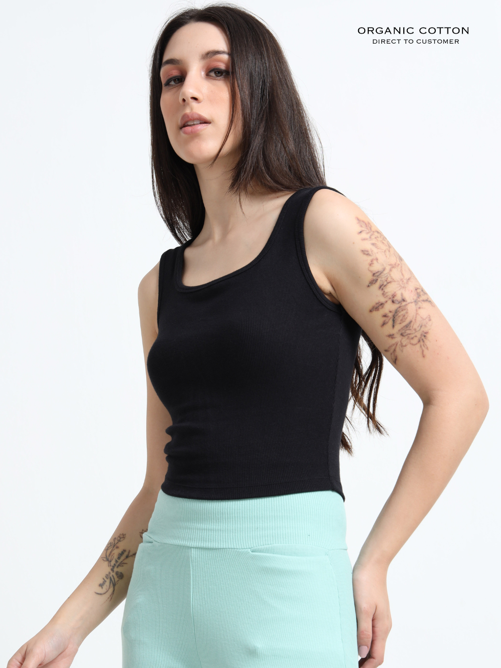 BLACK ORGANIC COTTON RIB SLEEVELESS SQUARE NECK FITTED CROP TOP