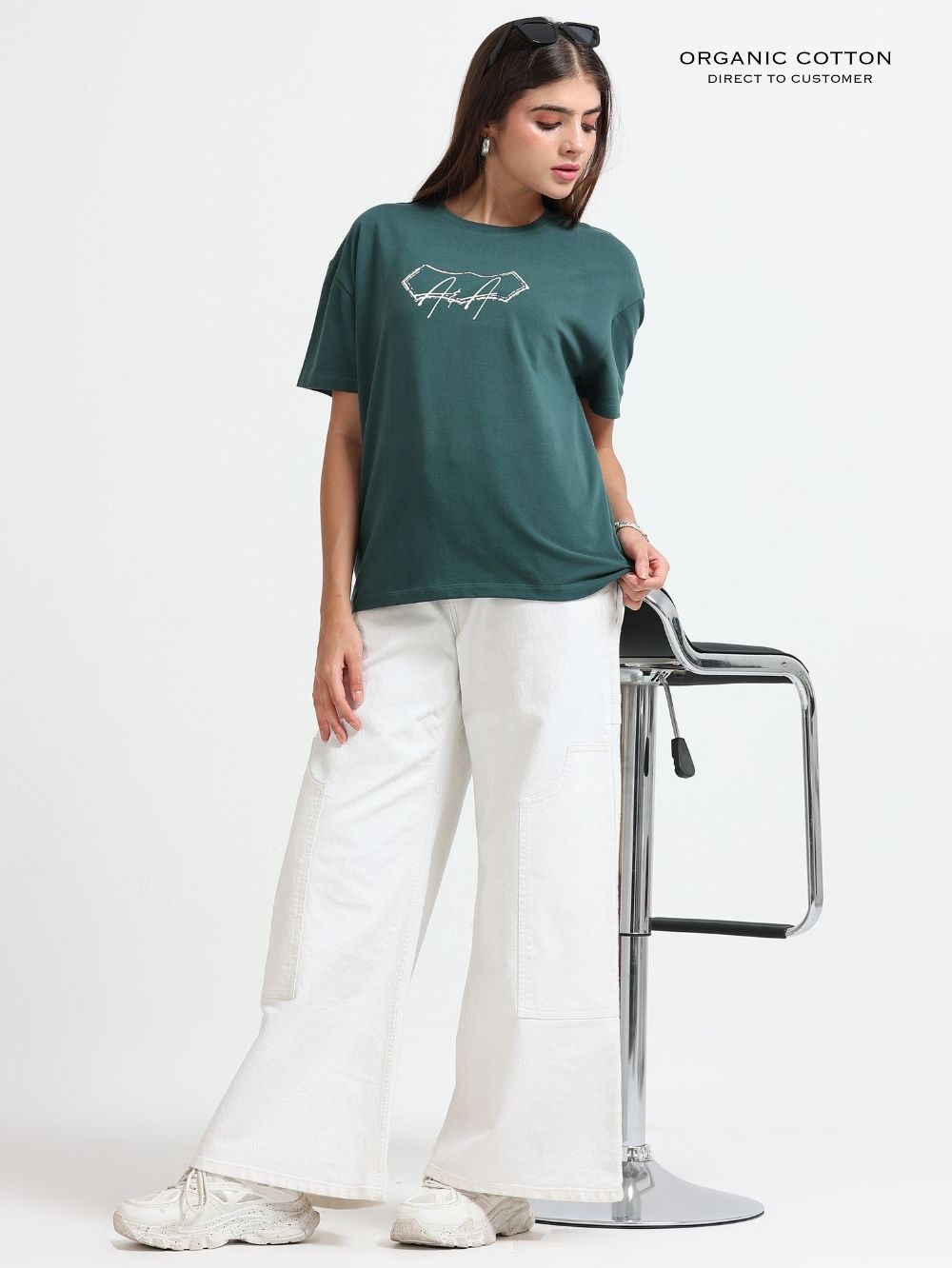 Womens Organic Cotton Oversized T-Shirt With Agathist Paisley Art Print – Dark Green