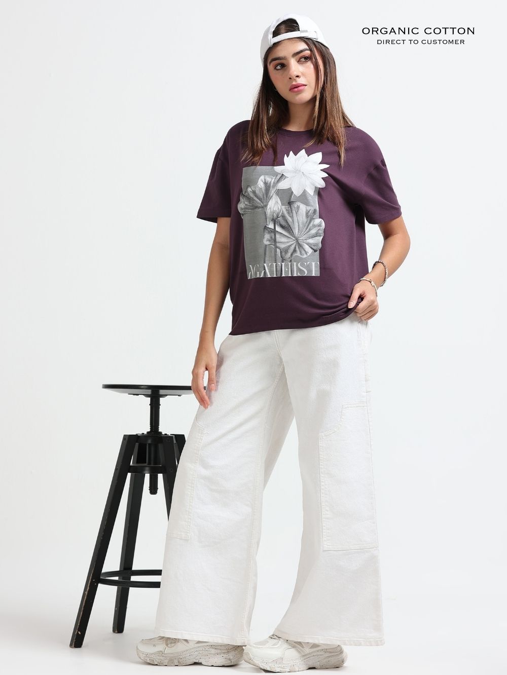 Womens Organic Cotton Oversize T-Shirt with Nature Lotus Sketch Print - Wine